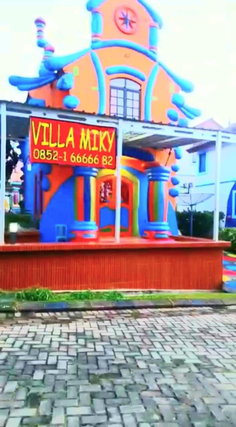 Villa Hello Kitty Kota Bunga Puncak Cinengangirang Εξωτερικό φωτογραφία