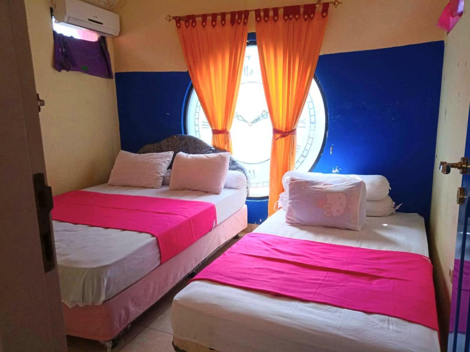 Villa Hello Kitty Kota Bunga Puncak Cinengangirang Εξωτερικό φωτογραφία