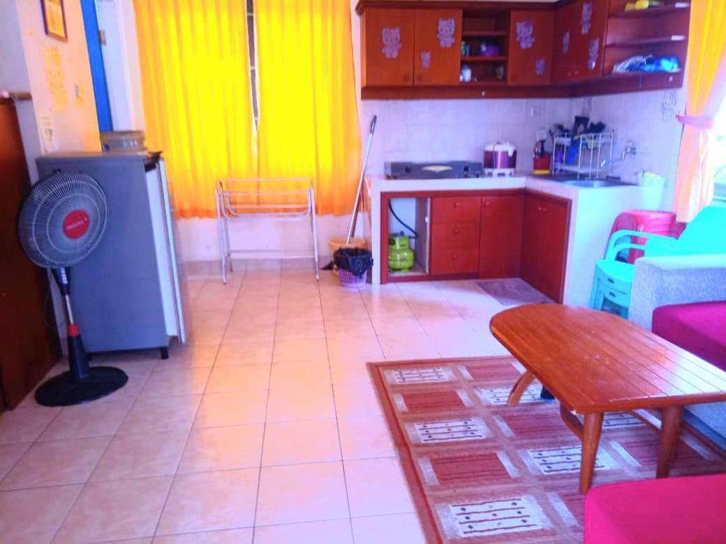 Villa Hello Kitty Kota Bunga Puncak Cinengangirang Εξωτερικό φωτογραφία